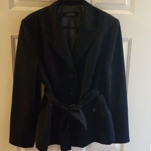 Kasper belted blazer